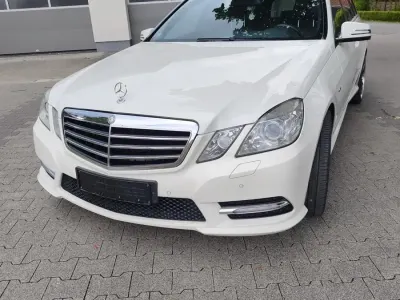 Gebraucht Mercedes E350 AMG 306 PS (225 kW) 2011 Weiß Kombi