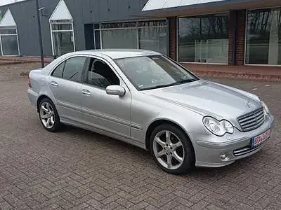 Gebraucht Mercedes C180 Sport Edition 143 PS (105 kW) 2005 Silber Limousine