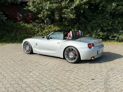 Second-hand BMW Z4 Sport Line 190 CP (139 kW) 2004 Argintiu Cabrio