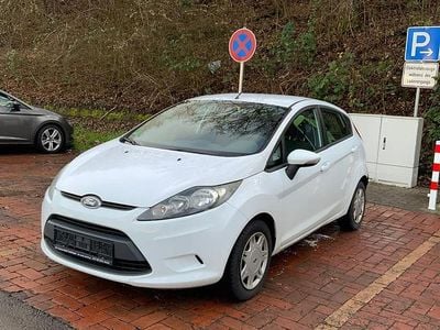 Second-hand Ford Fiesta 70 CP (51 kW) 2010 Alb Hatchback