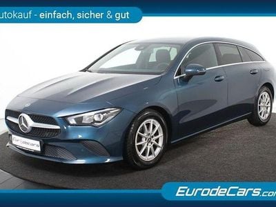 Gebraucht Mercedes CLA180 Shooting Brake 136 PS (100 kW) 2021 Blau Kombi