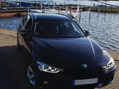 Gebraucht BMW 320 184 PS (135 kW) 2012 Blau Kombi
