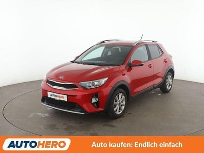 Rot Gebraucht 2018 Kia Stonic Vision SUV | 10.720 € (Fairer Preis)