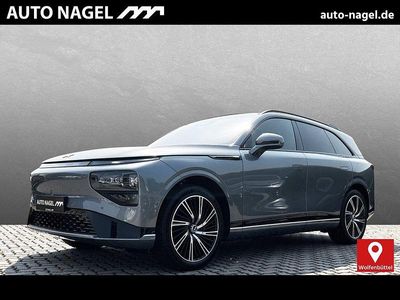 Neu XPENG G9 AWD Performance 405 kW (551 PS) 2025 Grau SUV