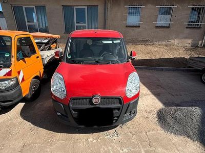 Usata Fiat Doblò 89 CV (65 kW) 2014 Rosso Monovolume