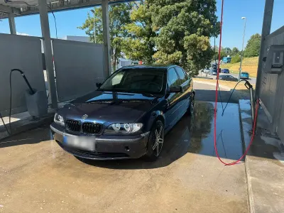 Gebraucht BMW 320 170 PS (125 kW) 2002 Blau Limousine