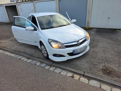 Opel Astra GTC
