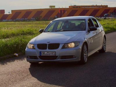 BMW 325