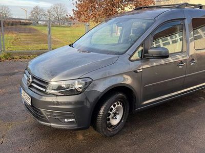 Gebraucht VW Caddy Trendline 150 PS (110 kW) 2017 Grau Van / Kleinbus