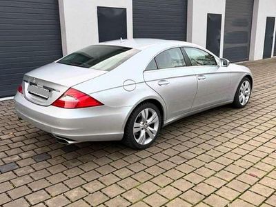 Gebraucht Mercedes CLS320 224 PS (164 kW) 2008 Silber Coupé