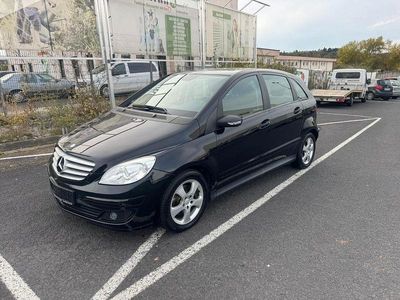 Mercedes B180
