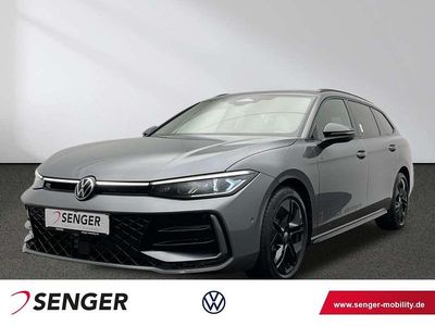 Second-hand VW Passat R-line 193 CP (141 kW) 2025 Gri Break