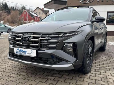 Neu Hyundai Tucson Edition+ 160 PS (117 kW) 2025 Pine green matt SUV