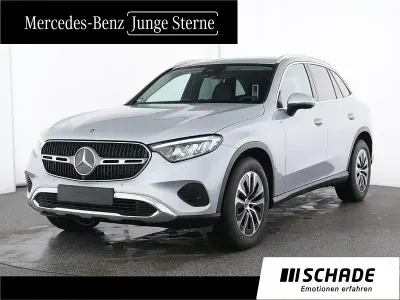 Gebraucht Mercedes GLC220 Avantgarde 197 PS (144 kW) 2025 Metalliclack hightechsilber SUV