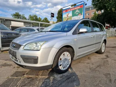 Gebraucht Ford Focus Fun X 101 PS (74 kW) 2005 Polarsilber metallic Kombi