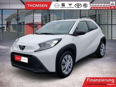 Gebraucht Toyota Aygo Play 72 PS (52 kW) 2023 Schneewei Kleinwagen