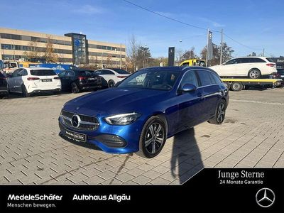 Gebraucht Mercedes C300e Avantgarde 313 PS (230 kW) 2024 Lack spektralblau Kombi