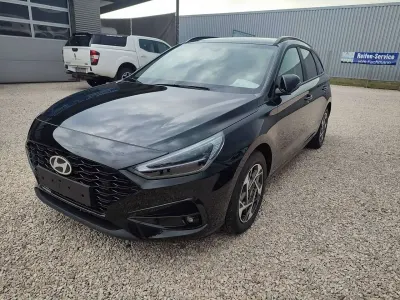 Neu Hyundai i30 Edition+ 150 PS (110 kW) 2026 Nachtschwarzmetallic Kombi
