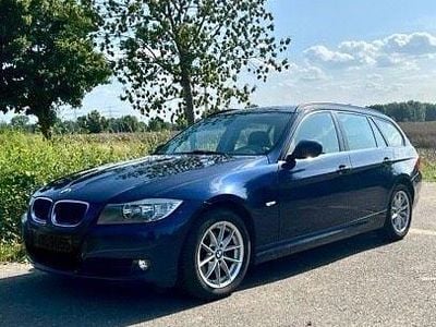 Blau Gebraucht 2010 BMW 320 Kombi | 5.500 € (Guter Preis)