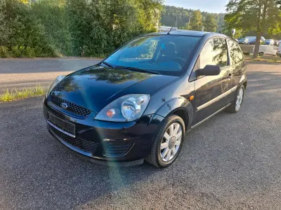 Gebraucht Ford Fiesta 60 PS (44 kW) 2007 Blau Kleinwagen