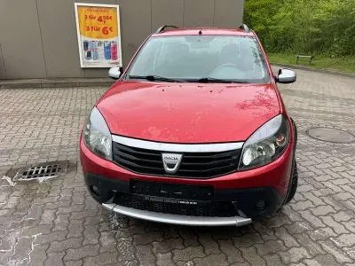 Gebraucht Dacia Sandero Stepway 88 PS (64 kW) 2010 Rot Limousine