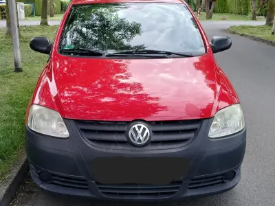 Używany VW Fox 54 KM (39 kW) 2010 Czerwony Hatchback