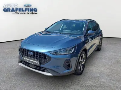 Gebraucht Ford Focus Active X 155 PS (114 kW) 2025 Blau Limousine