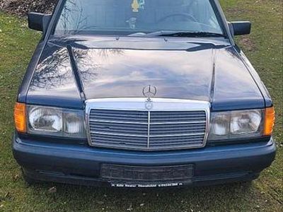 Gebraucht Mercedes 190 100 PS (73 kW) 1990 Blau Limousine
