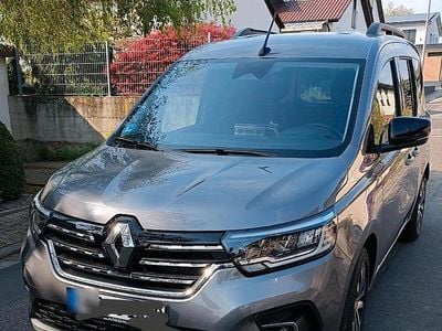 Second-hand Renault Kangoo Techno 131 CP (96 kW) 2024 Gri Monovolum