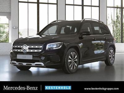 Mercedes GLB220