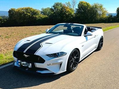 Gebraucht Ford Mustang GT 450 PS (330 kW) 2018 Weiß Cabrio
