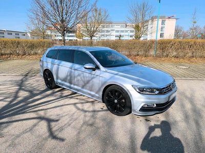 Gebraucht VW Passat R-line 150 PS (110 kW) 2021 Silber Kombi