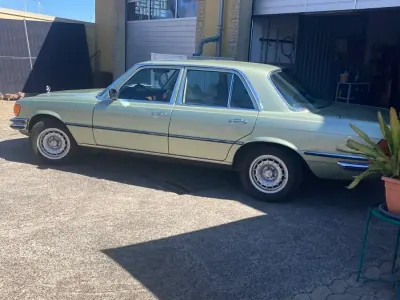 Gebraucht Mercedes 280 185 PS (136 kW) 1974 Grün Limousine