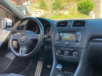Second-hand VW Golf 105 CP (77 kW) 2011 Alb Cabrio