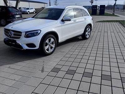 Mercedes GLC300