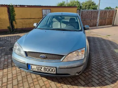Gebraucht Ford Mondeo 125 PS (91 kW) 2001 Limousine