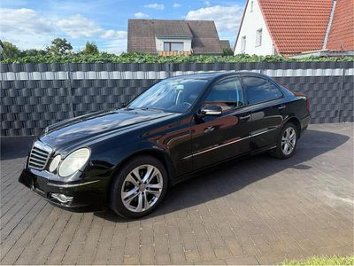 Mercedes E320