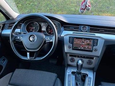Braun Gebraucht 2015 VW Passat Kombi | 8.000 € (Fairer Preis)
