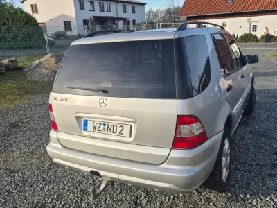 Brugt Mercedes ML320 218 HK (160 kW) 2002 Sølv SUV