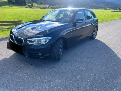 Gebraucht BMW 118 Sport Line 136 PS (100 kW) 2016 Schwarz Kleinwagen