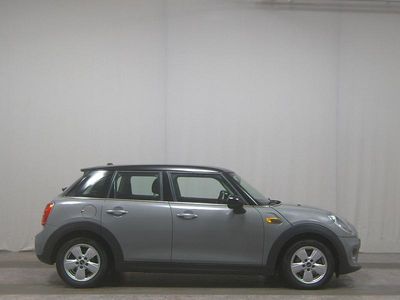 Grau Gebraucht 2018 Mini Cooper Kleinwagen | 8.950 € (Superpreis)