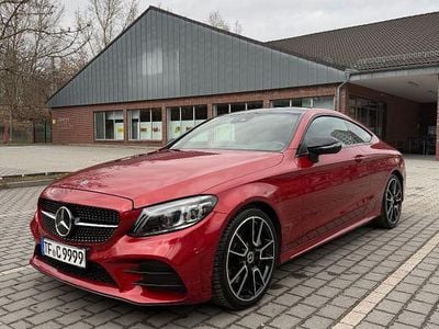 Gebraucht Mercedes C300 AMG 258 PS (189 kW) 2020 Rot Coupé