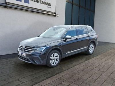 Deep black perleffekt Gebraucht 2024 VW Tiguan Allspace Life SUV | 31.250 € (Guter Preis)