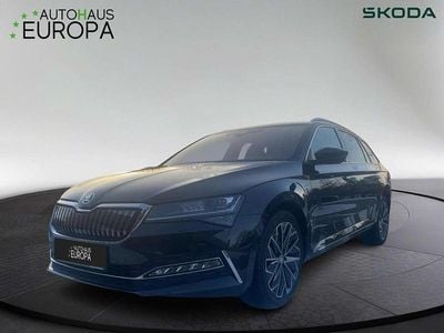 Gebraucht Skoda Superb LAURIN & KLEMENT 156 PS (114 kW) 2023 Blackmagic perleffekt Kombi