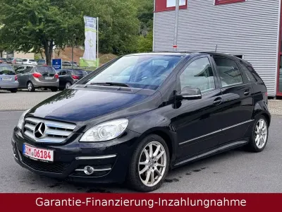 Gebraucht Mercedes B200 140 PS (102 kW) 2009 Schwarz Van / Kleinbus