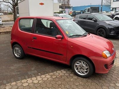Gebraucht Fiat Seicento 54 PS (39 kW) 2000 Rot Kleinwagen