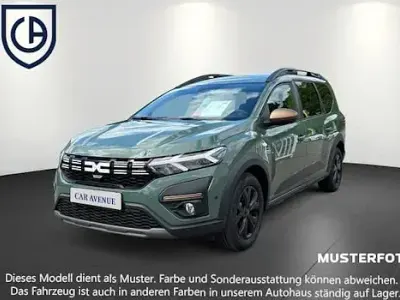 Neu Dacia Jogger Journey 110 PS (80 kW) 2026 Beige Van / Kleinbus
