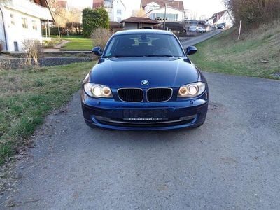 Gebraucht BMW 118 143 PS (105 kW) 2010 Tiefseeblau metallic Kleinwagen