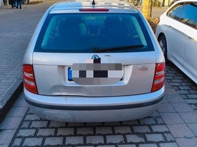 Gebraucht Skoda Fabia Ambiente 75 PS (55 kW) 2004 Silber Kombi