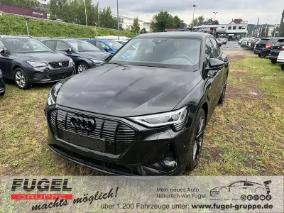 Gebraucht Audi e-tron Sportback S-Line 300 kW (408 PS) 2022 Mythosschwarz metallic SUV